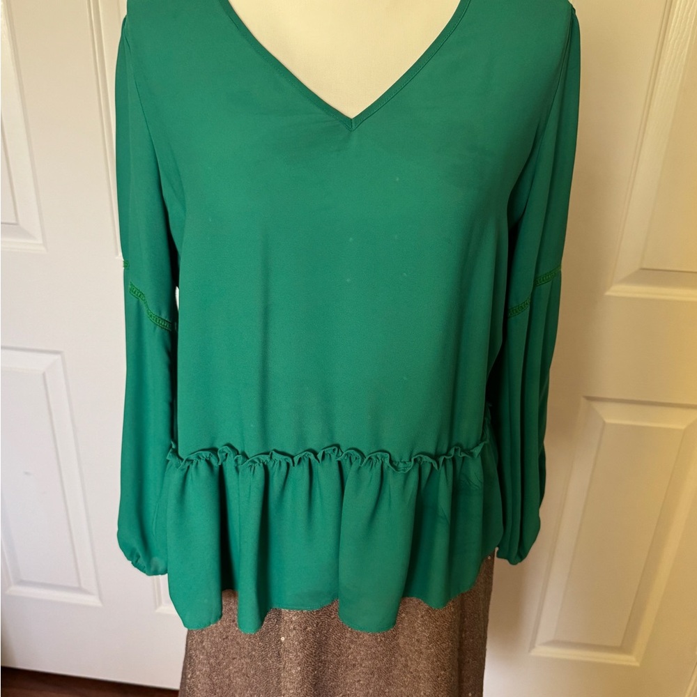Elegant Green Women's Top